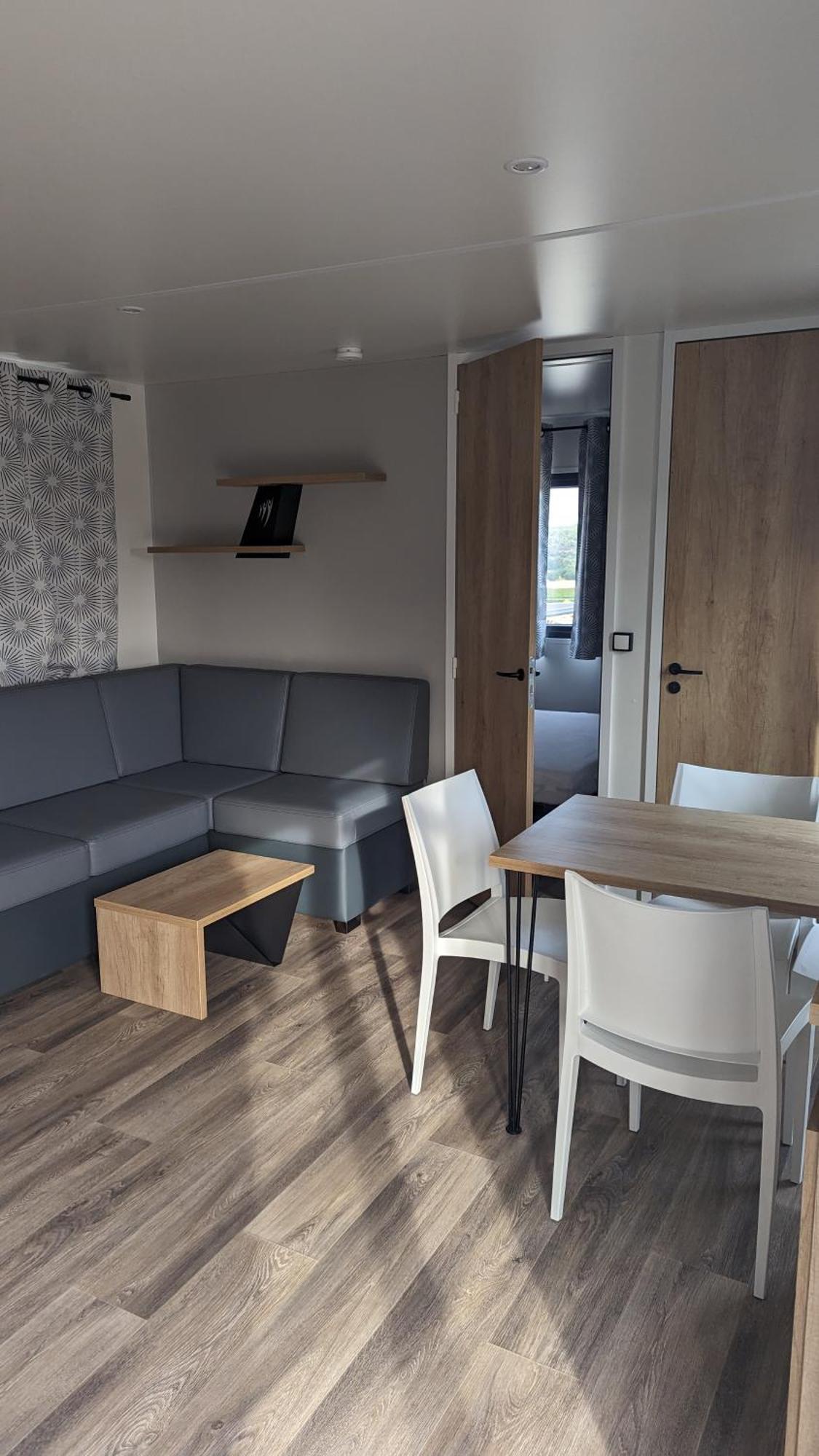Camping Les Lodges Du Lagon Calvisson Kamer foto
